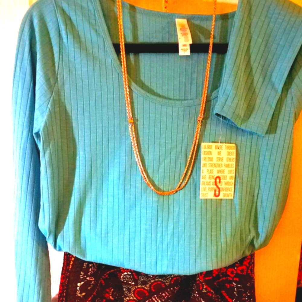LLR_Ribbed "Lynnea" Long-sleeve Top